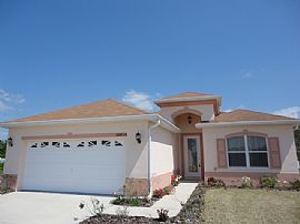 Single Family Home For Rent in Hudson, FL