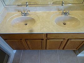 Single Family Home For Rent in Saint Augustine, FL (Photo 4 of 5)