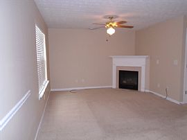 Single Family Home For Rent in McDonough, GA (Photo 2 of 6)