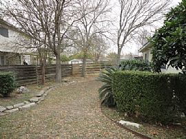 Single Family Home For Rent in San Antonio, TX (Photo 6 of 7)