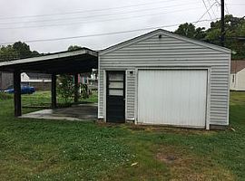  1913 Willis Rd, North Chesterfield, Va 23237 2 Beds 1 Bath 784 in Richmond, VA (Photo 7 of 7)