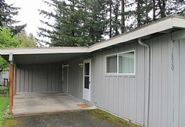  18920 Ne Glisan St, Portland, Or 97230 2 Beds 1 Bath 739 Sqft in Portland, OR