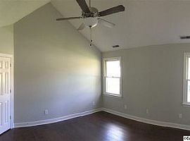 110 Mcdermotts Way, Madison, Al 35758 3 Beds 2 Baths 1,700 Sqft in Madison, AL (Photo 6 of 12)