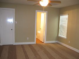 Single Family Home For Rent in Missouri City, TX (Photo 5 of 6)