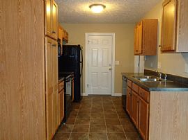 Single Family Home For Rent in Murfreesboro, TN (Photo 3 of 9)