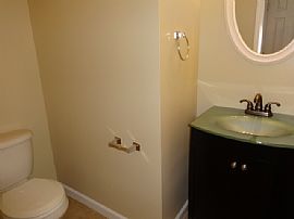 Single Family Home For Rent in Lebanon, TN (Photo 4 of 7)