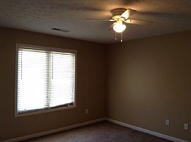 Single Family Home For Rent in Englewood, OH (Photo 5 of 8)