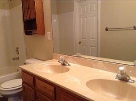 Single Family Home For Rent in Amelia, OH (Photo 5 of 9)