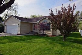 4 Beds 2 Baths 1,900 Sqft in Columbus, MT
