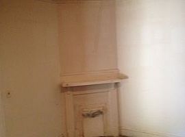  15 Woodward St, Greenville, Sc 29611 2 Beds 1 Bath 861 Sqft in Greenville, SC (Photo 4 of 7)