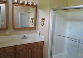  801 Custis St, Aberdeen, Md 21001 2 Beds 2 Baths 3,000 Sqft in Aberdeen, MD (Photo 8 of 9)