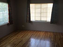  S 7th St Las Vegas, Nv 89101 2 Beds 1 Bath 1,064 Sqft in Las Vegas, NV (Photo 2 of 6)