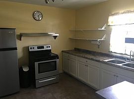  S 7th St Las Vegas, Nv 89101 2 Beds 1 Bath 1,064 Sqft in Las Vegas, NV (Photo 6 of 6)
