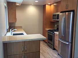  1385 Saint Francis St, Redwood City, Ca 94061 2 Beds 1 Bath 1, in Redwood City, CA (Photo 6 of 6)