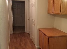  1437 E J St, Oakdale, Ca 95361 3 Beds 2 Baths 1,714 Sqft in Oakdale, CA (Photo 6 of 8)