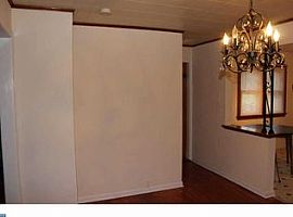  128 Pine St, Dover, De 19901 3 Beds 2 Baths 1,224 Sqft in Dover, DE (Photo 6 of 9)