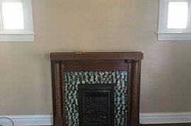  1748 S Ogden St, Denver, Co 80210 2 Beds 1.5 Baths 959 Sqft in Denver, CO (Photo 3 of 5)