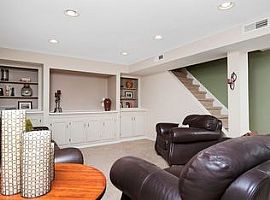  1346 S Newport St, Denver, Co 80224 4 Beds 3 Baths 2,038 Sqft in Denver, CO (Photo 2 of 9)