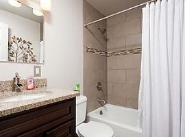  1346 S Newport St, Denver, Co 80224 4 Beds 3 Baths 2,038 Sqft in Denver, CO (Photo 7 of 9)