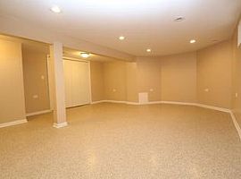 7927 S Artesian Ave, Chicago, Il 60652 4 Beds 2 Baths 1,250 Sqf in Chicago, IL (Photo 3 of 9)