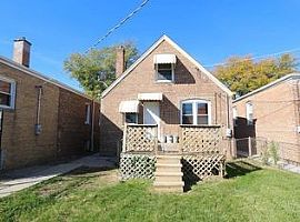 7927 S Artesian Ave, Chicago, Il 60652 4 Beds 2 Baths 1,250 Sqf in Chicago, IL (Photo 8 of 9)