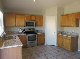 12301 N 121st Ave, El Mirage, Az 85335 3 Beds 2 Baths 1,089 Sqf in El Mirage, AZ (Photo 4 of 11)