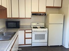 3 Beds 2 Baths Home in San Diego, CA (Photo 3 of 3)