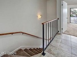 2 Beds 2.5 Bath Home in San Diego, CA (Photo 2 of 3)