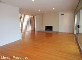 2 Bd   2 Ba Home in San Diego, CA (Photo 2 of 3)