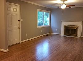 7844 8th Ave S in Birmingham, AL (Photo 4 of 10)