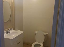 630 E 11th St, in Oakland, CA (Photo 11 of 12)