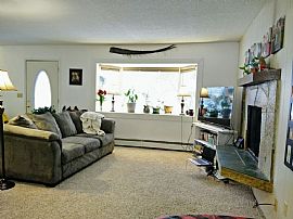 2 Beds 1.5 Baths. 1245 Annapolis Dr # 2, Anchorage in Anchorage, AK (Photo 3 of 7)
