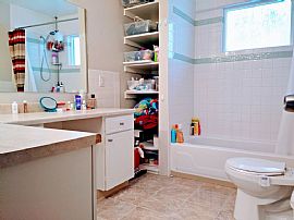 2 Beds 1.5 Baths. 1245 Annapolis Dr # 2, Anchorage in Anchorage, AK (Photo 6 of 7)