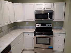 3 Beds 3.5 Baths. 200 S Dearborn St, Mobile, Al 36602 in Mobile, AL (Photo 4 of 7)