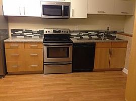 2 Beds 2 Baths in Woodbridge, VA (Photo 2 of 3)