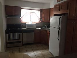 Yale St in Staten Island, NY