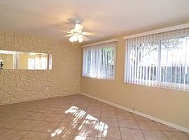 6287 21st Way S in Saint Petersburg, FL (Photo 7 of 12)