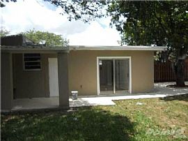 500 Tamiami Canal Rd in Miami, FL (Photo 6 of 12)