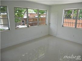 500 Tamiami Canal Rd in Miami, FL (Photo 7 of 12)