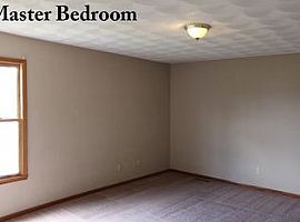  491 Verbena St, Roscoe, Il 61073 3 Beds 2 Baths 1,740 Sqft in Roscoe, IL (Photo 4 of 5)