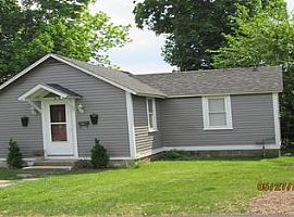 54 Spring St, East Greenwich, Ri 02818 in East Greenwich, RI