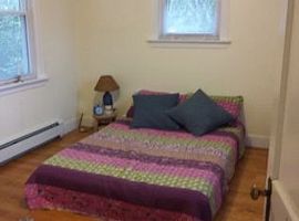 54 Spring St, East Greenwich, Ri 02818 in East Greenwich, RI (Photo 2 of 12)