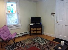 54 Spring St, East Greenwich, Ri 02818 in East Greenwich, RI (Photo 8 of 12)