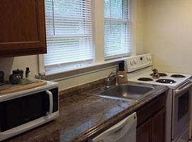 54 Spring St, East Greenwich, Ri 02818 in East Greenwich, RI (Photo 9 of 12)