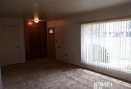 28593 Bradley Rd, Menifee Rent 550 Deposit 550 Total 1100 in Sun City, CA (Photo 6 of 7)