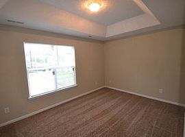  2632 Thistle Brook Dr, Concord, Nc 28027 3 Beds 2 Baths 990 Sq in Concord, NC (Photo 2 of 6)