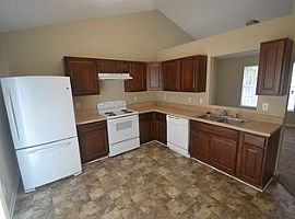  2632 Thistle Brook Dr, Concord, Nc 28027 3 Beds 2 Baths 990 Sq in Concord, NC (Photo 5 of 6)