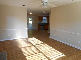  230 Belglade Ct, Grovetown, Ga 30813 4 Beds 2 Baths 1,747 Sqft in Grovetown, GA (Photo 3 of 7)