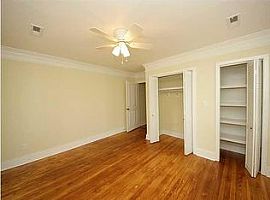  906 Ashley Ave, Charleston, Sc 29403 2 Beds 2 Baths 1,400 Sqft in Charleston, SC (Photo 3 of 10)