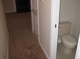  393 Stone Creek Dr, Lexington, Ky 40503 3 Beds 2.5 Baths 1,755 in Lexington, KY (Photo 7 of 8)